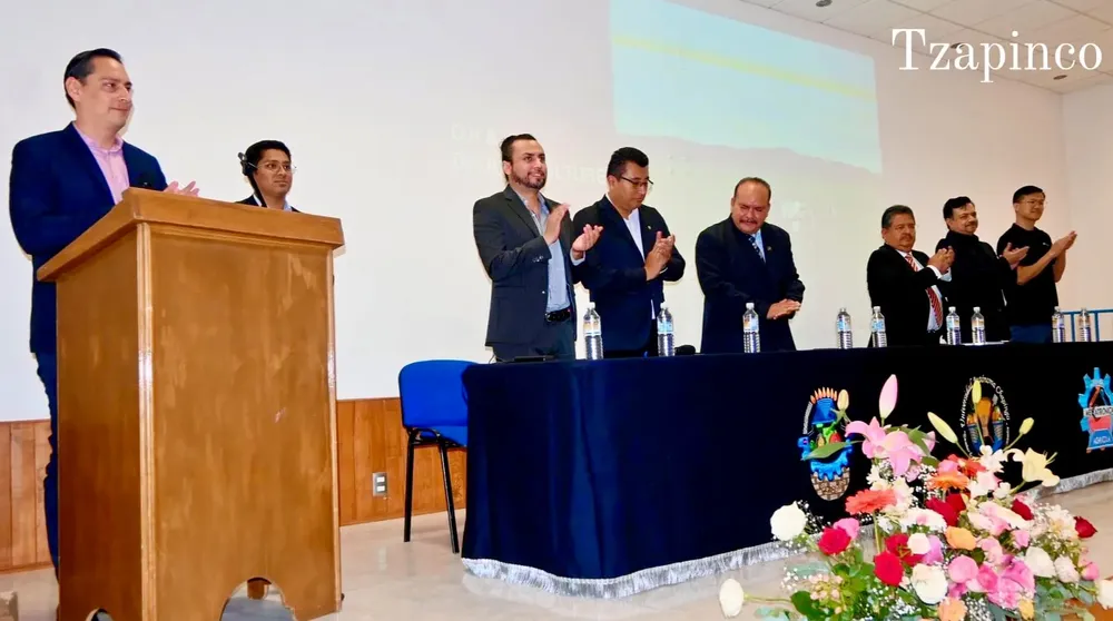 984B61F7-FDED-4B10-BF71-54A5D5984E03