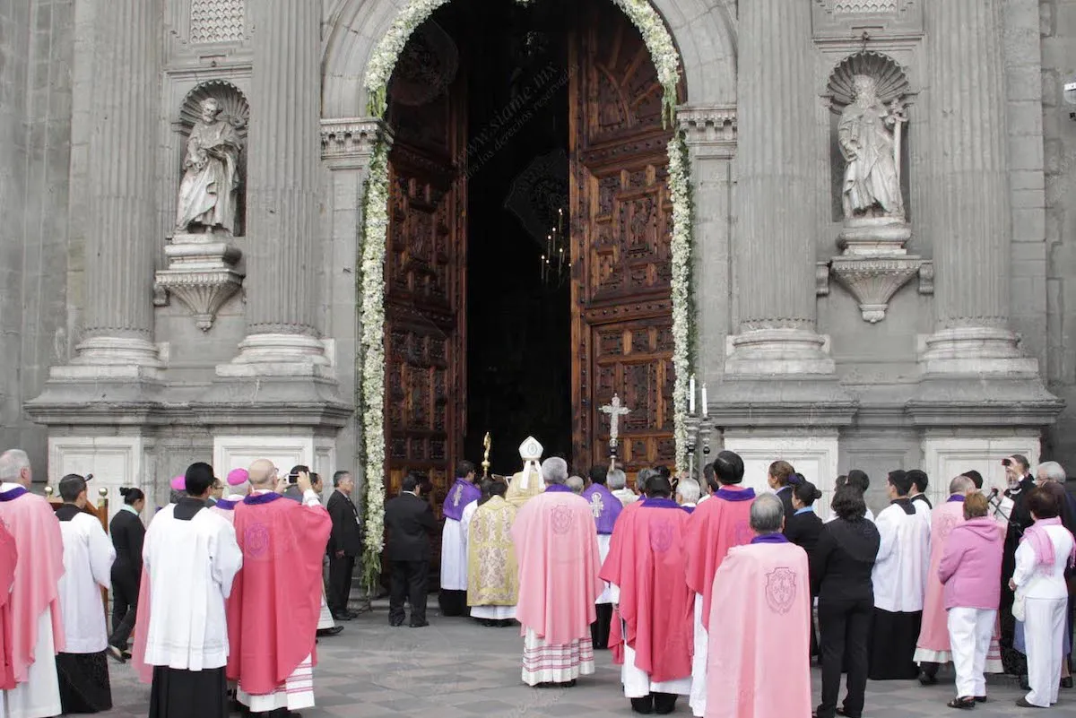 17451760329451932972373435470644