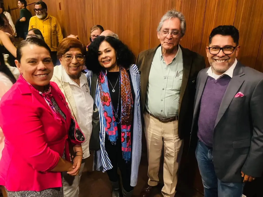 facebook_1753362372007_7354134810360231807