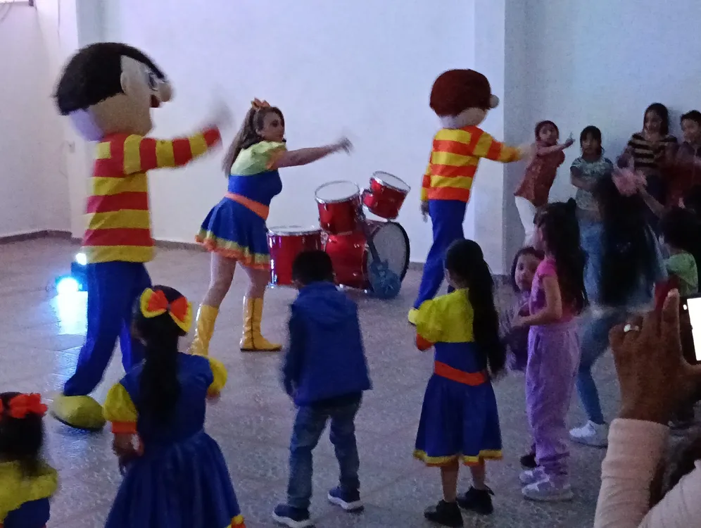 IMG20250430185554_BURST000_COVER