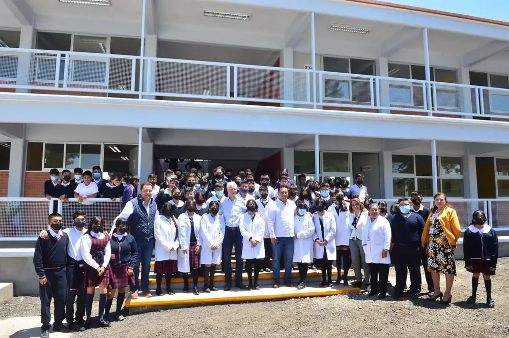 C29B675D-4244-434B-896B-5207534F2246